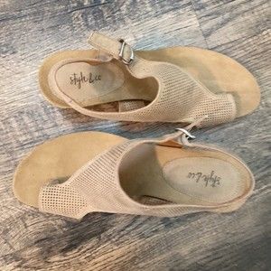 💝PREOWNED Style & Co Maddyson Faux Leather Ankle Strap Heels Women Tan 9.5 M